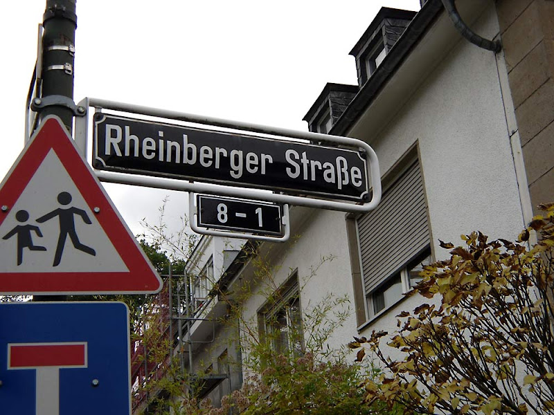 Улица Райнбергер-штрассе в Дюссельдорфе. Свободное изображение сайта ДЮССЕЛЬДОРФ И ЕГО ОКРЕСТНОСТИ.