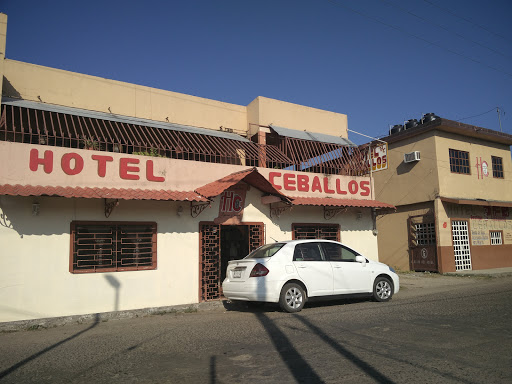Hotel Ceballos, 86902, Calle 50 27, Chivo Negro, Tenosique de Pino Suárez, Tab., México, Alojamiento en interiores | TAB