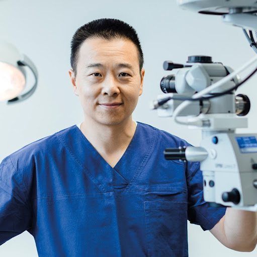 Dr Simon Chen