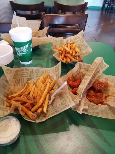 Chicken Wings Restaurant «Wingstop», reviews and photos, 2828 S 3rd St, Terre Haute, IN 47802, USA