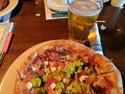Pizza Restaurant «Old Chicago Pizza and Taproom», reviews and photos, 10601 Fischer Park Dr, Louisville, KY 40241, USA
