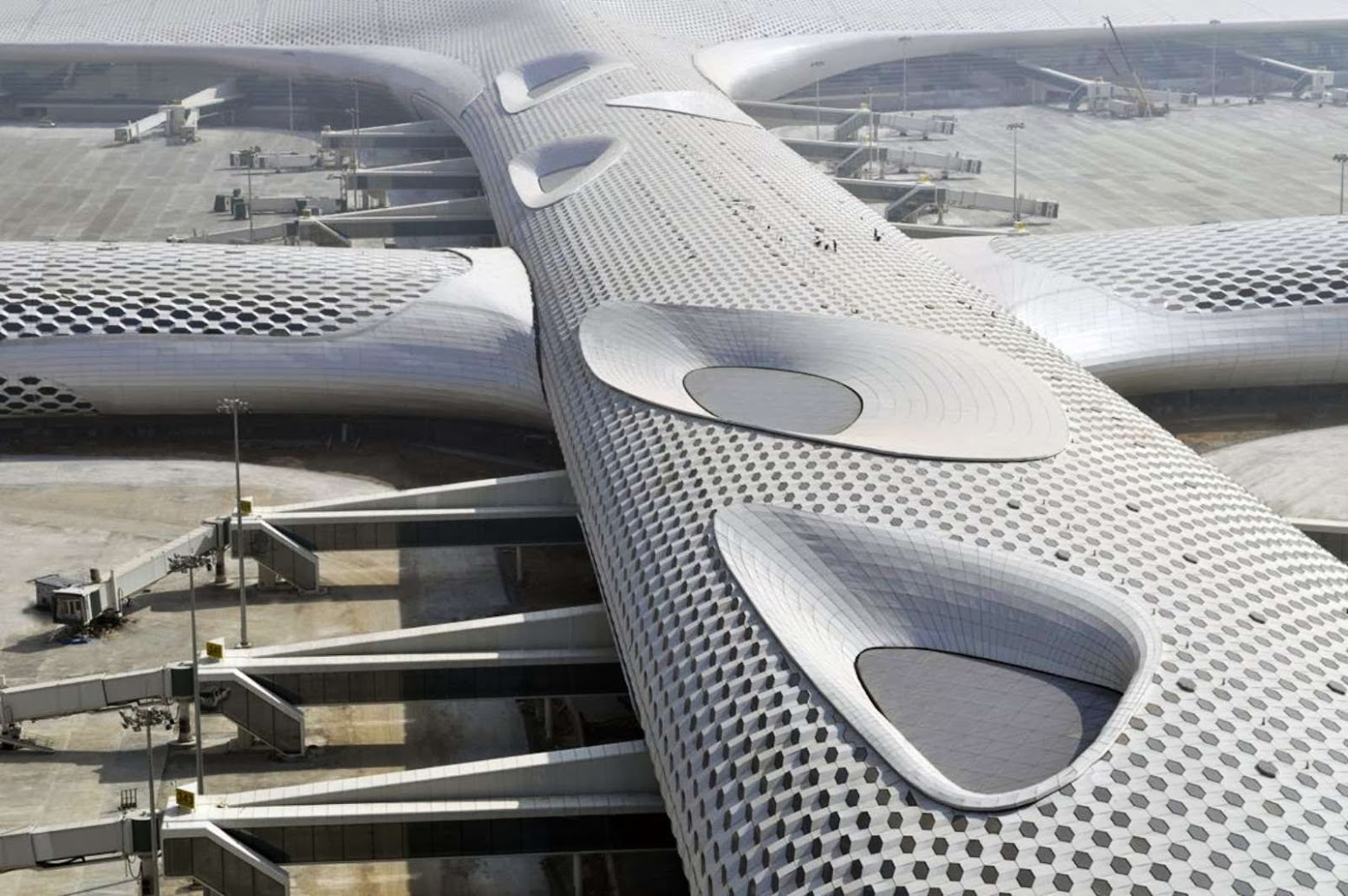 Shenzhen, Quantung, Cina: [FUKSAS COMPLETES TERMINAL 3 AT SHENZHEN BAO’AN INTERNATIONAL AIRPORT]