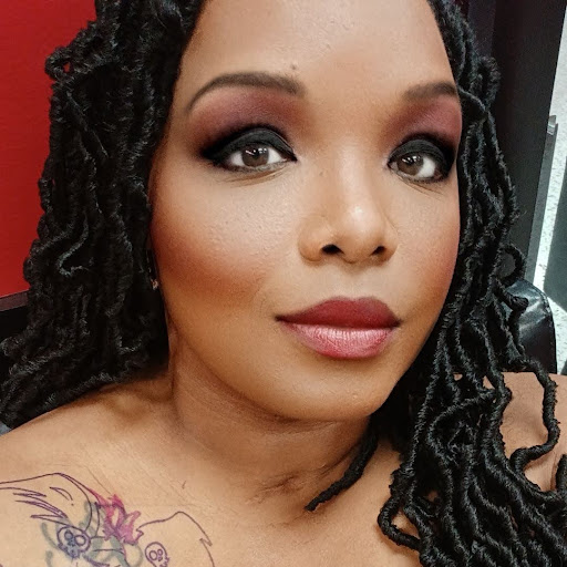 Shakira G review