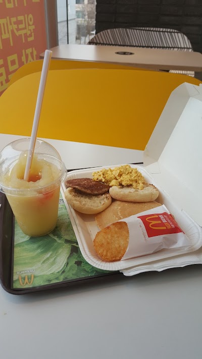Photos of Mcdonald's Dalmaji DT