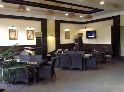 Photos of Deluxe Lounge Cafe