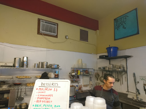 Cafe «La Bonne Soupe Cafe», reviews and photos, 920 8th St, Sacramento, CA 95814, USA