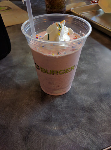 Hamburger Restaurant «BurgerFi», reviews and photos, 719 86th St, Brooklyn, NY 11228, USA