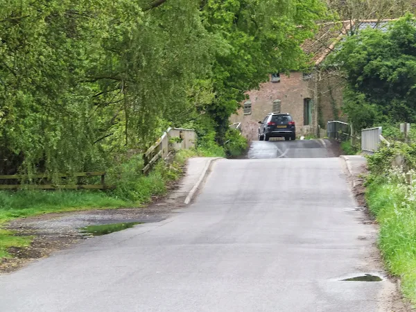 Busy road by Wainford Mill