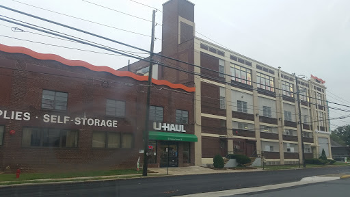 Truck Rental Agency «U-Haul Moving & Storage of Allentown», reviews and photos, 1428 E Livingston St, Allentown, PA 18103, USA