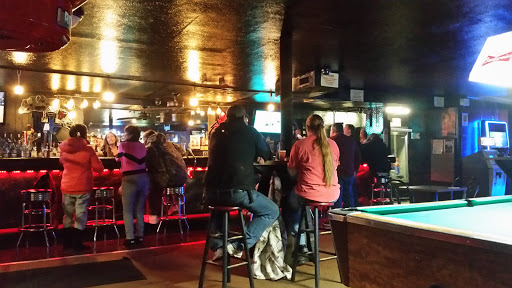 Bar «Uptown Bar», reviews and photos, 330 Vincennes St, New Albany, IN 47150, USA
