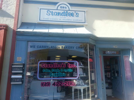 Standlee's Inc.