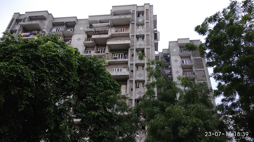 Mayurdhwaj Apartment, Raja Ram Kohli Marg, Taj Enclave, Geeta Colony, New Delhi, Delhi 110031, India, Flat_Complex, state UP