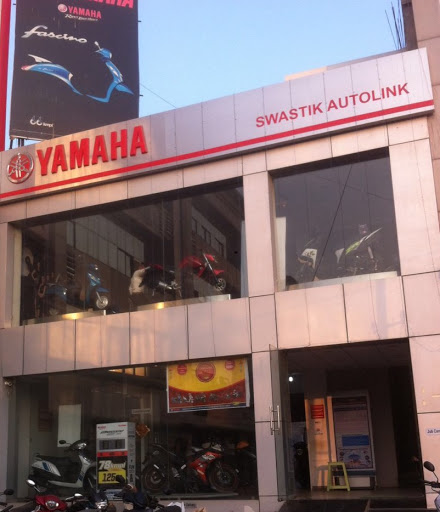 Swastik Autolink, Rabindranath Tagore Rd, Sector 1A, Gandhidham, Gujarat 370201, India, Motor_Vehicle_Dealer, state GJ