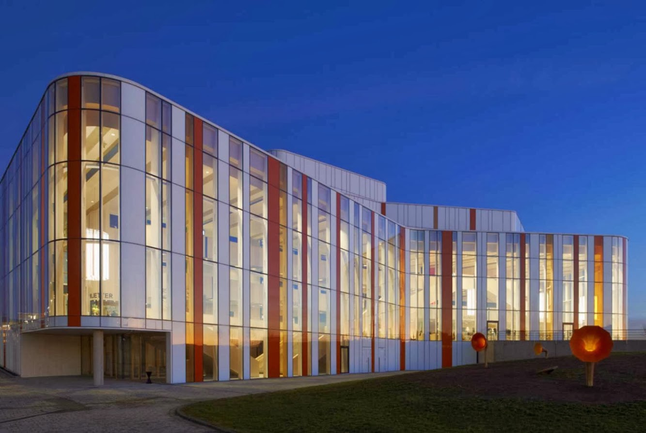 Spira Performing Arts Center by Wingardh Arkitektkontor