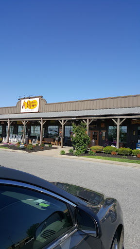 American Restaurant «Cracker Barrel Old Country Store», reviews and photos, 650 N 12th St, Murray, KY 42071, USA