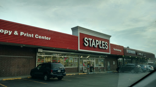 Office Supply Store «Staples», reviews and photos, 102-34 Atlantic Ave, Ozone Park, NY 11416, USA