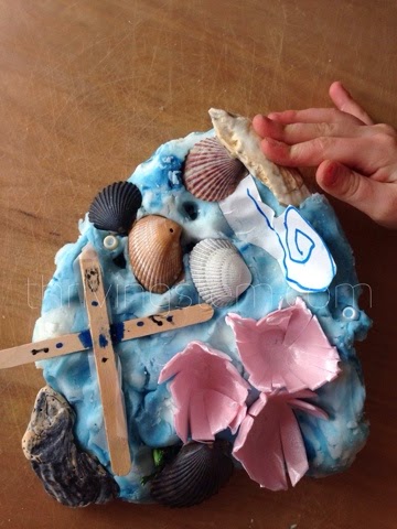 My preschooler loves playing with this ocean themed play dough play set!