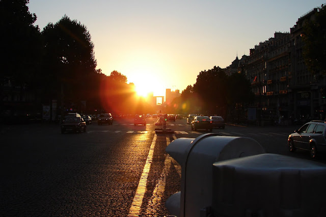The Sun Casting the last Rays of the Day