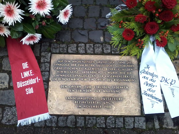 Gedenktafel für die Synagoge, die bis zum Pogrom in der Friedhofsstr. 11 stand.