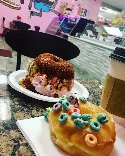 Donut Shop «Mimi’s Donuts & Ice Cream», reviews and photos, 4000 University Pkwy #4012, San Bernardino, CA 92407, USA