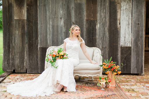 Bridal Shop «Beatitude Bridal», reviews and photos, 208 E Blanco Rd, Boerne, TX 78006, USA