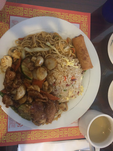 Chinese Restaurant «Mei Wei Chinese Restaurant», reviews and photos, 2900 Standiford Ave #11, Modesto, CA 95350, USA
