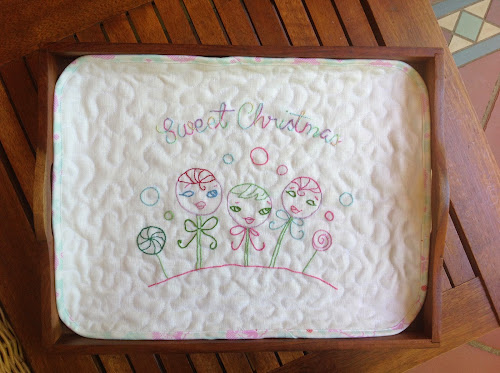 Sweet Christmas embroidery tray cover tutorial