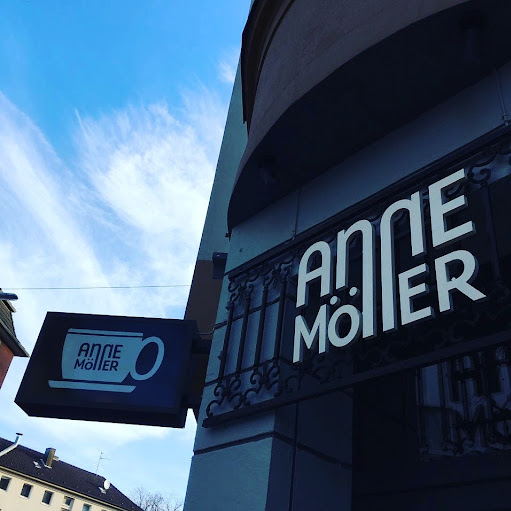 Anne Möller Café logo