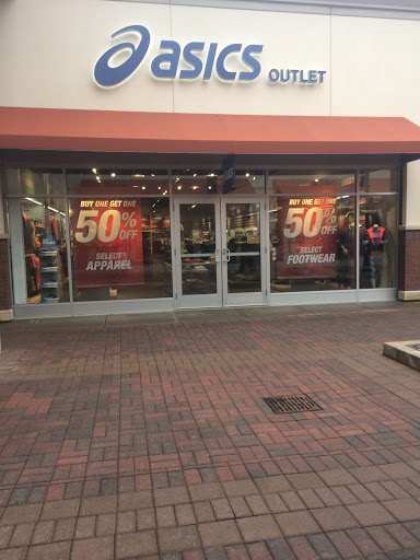 ASICS Outlet, 3905 Eagan Outlets Pkwy Suite 725, Eagan, MN 55122, USA, 