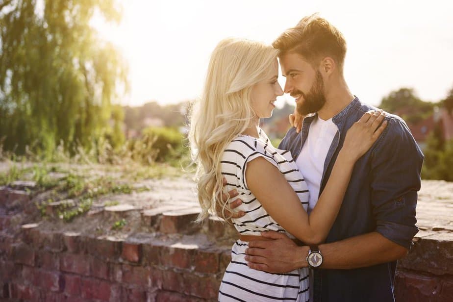 27 Signalen Dat Het Echte Liefde Is & Niet Slechts Een Verliefdheid 