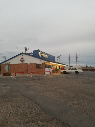 Convenience Store «Stripes», reviews and photos, 6519 University Ave, Lubbock, TX 79413, USA