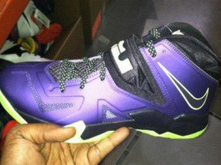 First Look at Nike Zoom Soldier VII 7 8211 Black and Purple