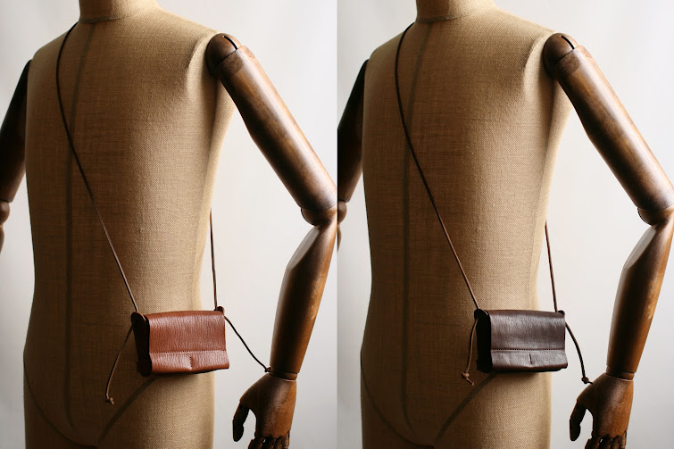 pouch: M