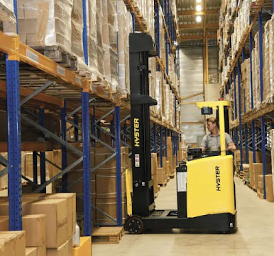 Reach Truck Hyster 2 tấn cao 10m