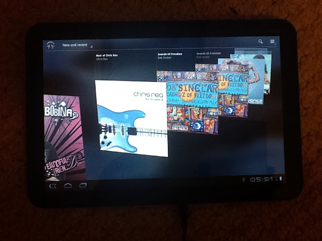 На Motorola Xoom поддержка MicroSD заработала
