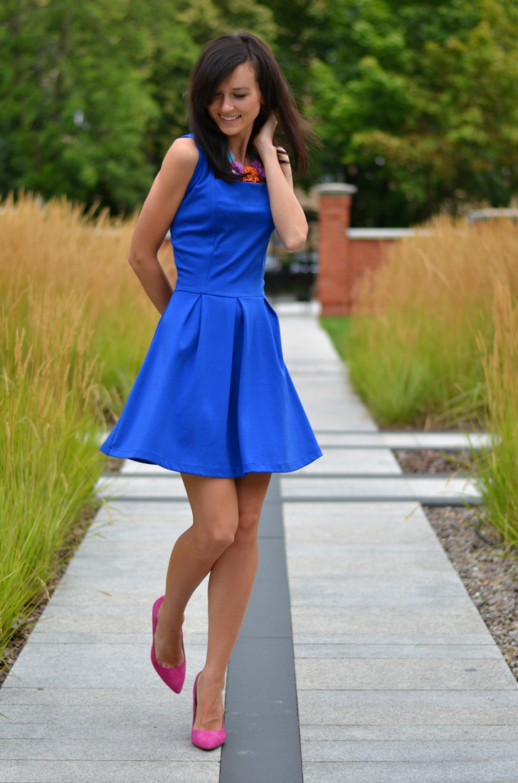 Kobaltowa sukienka - DaisyLine - blog o modzie, blog lifestylowy o modzie