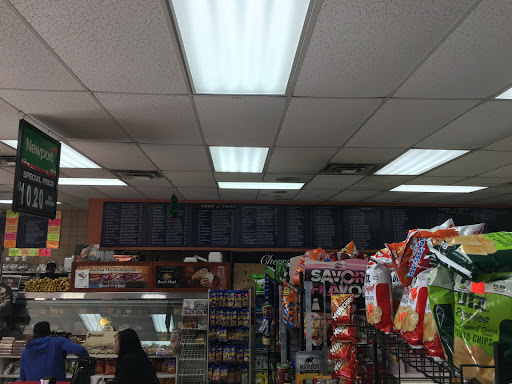 Deli «Cherry Valley Deli In LONG ISLAND», reviews and photos, 168 Hempstead Turnpike, West Hempstead, NY 11552, USA