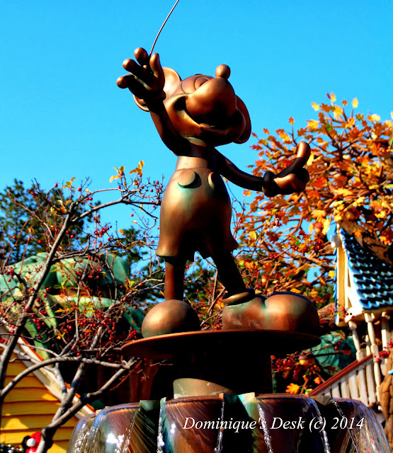 Mickey Mouse Statue