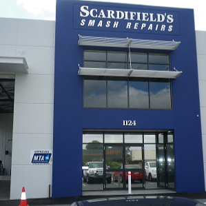Scardifields Smash Repairs logo