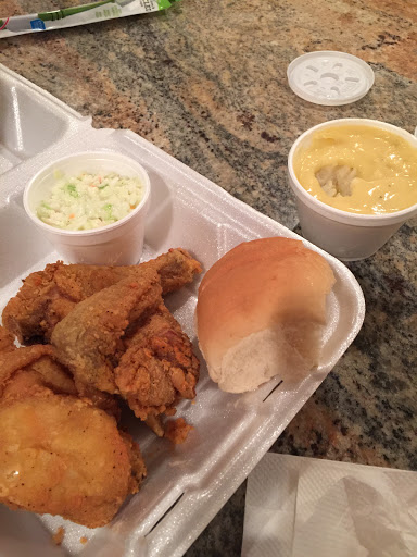 Restaurant «Famous Fried Chicken», reviews and photos, 29590 Orchard Lake Rd, Farmington Hills, MI 48334, USA