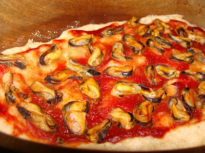 Pizza cu midii