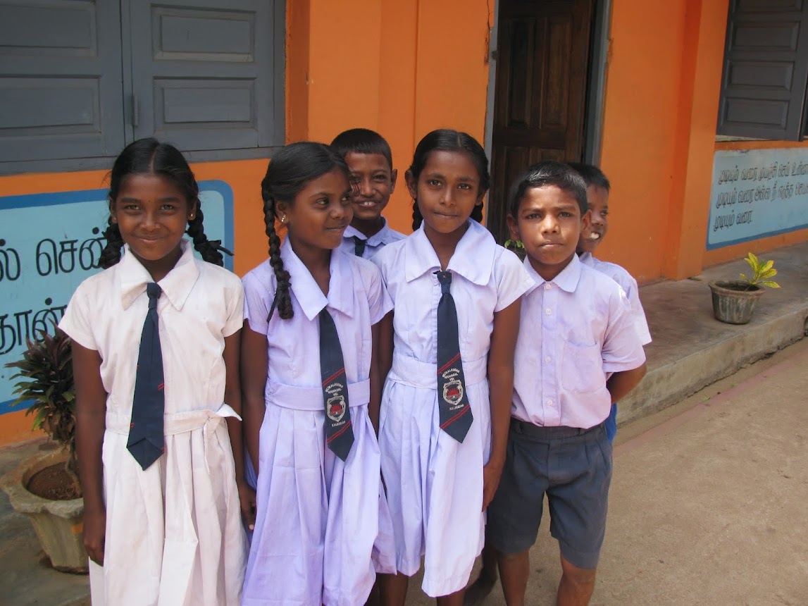 Шри-Ланка. Сельская школа. Последний день перед каникулами.