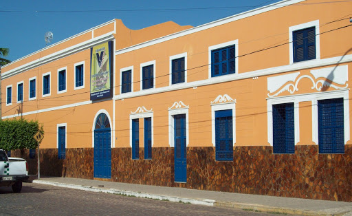 Instituto São José, Av. Cel Alexandrino, 563 - Centro, Aracati - CE, 62800-000, Brasil, Colégio_Privado, estado Ceará