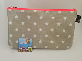 Pochette-Enduit-Maquillage-Creme-Solaire-Amandine-Quentin-Createur-Fait-en-France Pochette-Enduit-Maquillage-Creme-Solaire-Amandine-Quentin-Createur-Fait-en-France