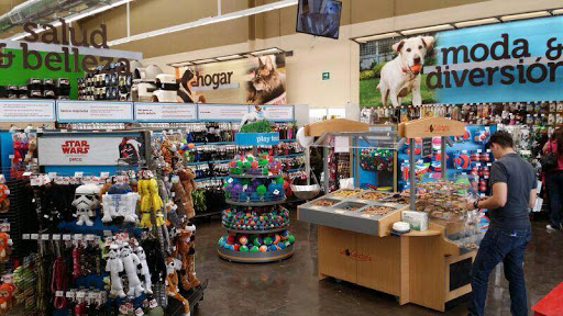 Pet Supply Store «Petco Animal Supplies», reviews and photos, 3424 W Shore Dr, Holland, MI 49424, USA