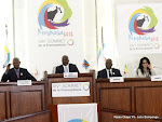 De gauche à droite: le secrétaire général de l’OIF, Abdou Diouf; le président congolais, Joseph Kabila Kabange; le président sénégalais Macky Sall et, Yamina Benguigui le 14/10/2012 au palais du peuple à Kinshasa, lors de la conférence de presse marquant la clôture du 14ème sommet de la francophonie. Radio Okapi/ Ph. John Bompengo