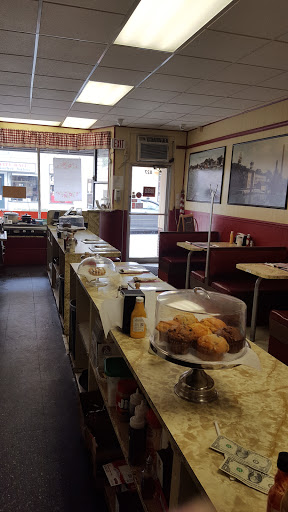 Diner «City Hall Diner», reviews and photos, 827 Park Ave, Cranston, RI 02910, USA