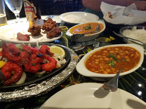 Indian Restaurant «The Curry Pot», reviews and photos, 3370 Lawrenceville-Suwanee Rd, Suwanee, GA 30024, USA