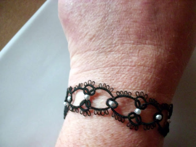 un bracelet pour Samia CIMG3319