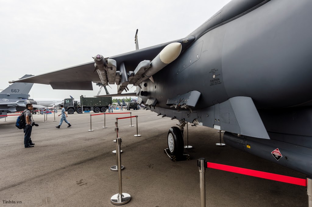 tinhte.vn-F-15SG-05.